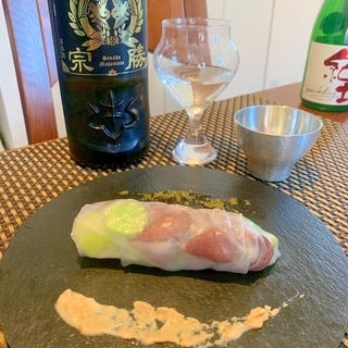 日本酒にワインに、ホタルイカの生春巻き
